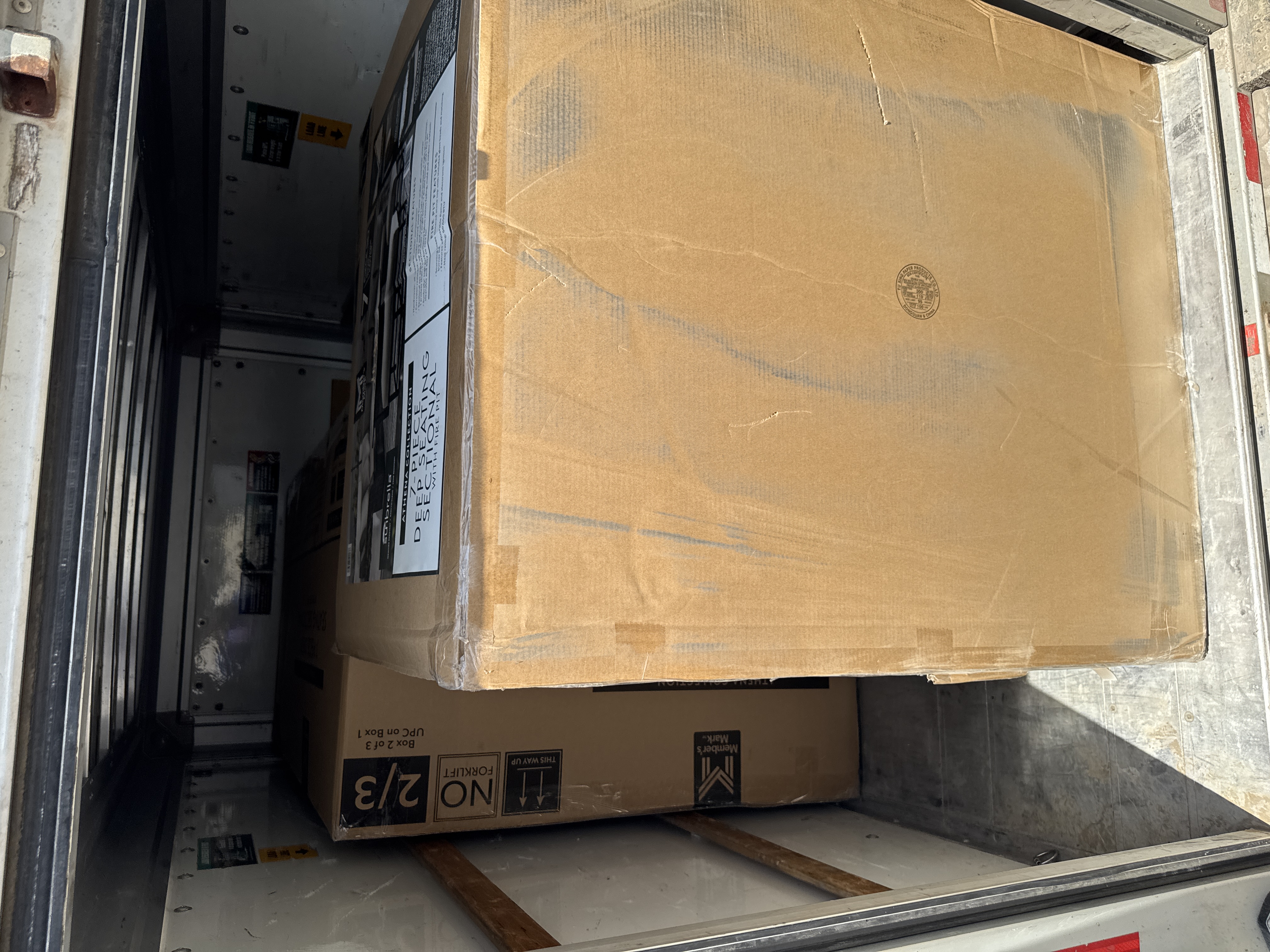 Forklift Pallet Loading